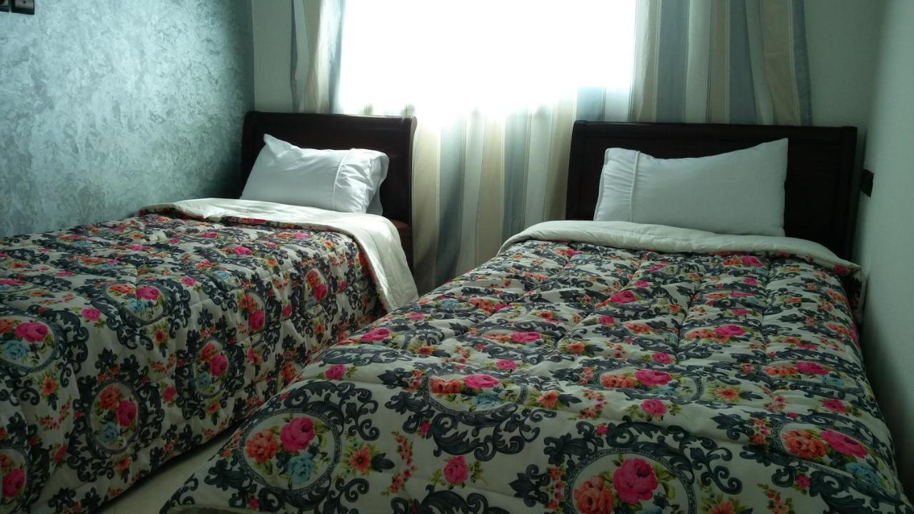 Logement Hotel Et Navette Gratuite เฟส ภายนอก รูปภาพ